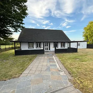 https://villa-perfekt-eventhus-til-fester.copenhagenhotelselect.com